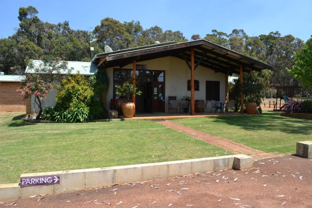 Island Brook Estate Winery And Chalets Margaret River Esterno foto